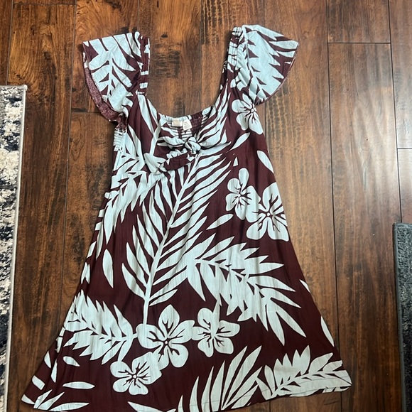 Roxy Oceanview Tie-Front Flutter-Sleeve Mini Dress - Picture 6 of 10